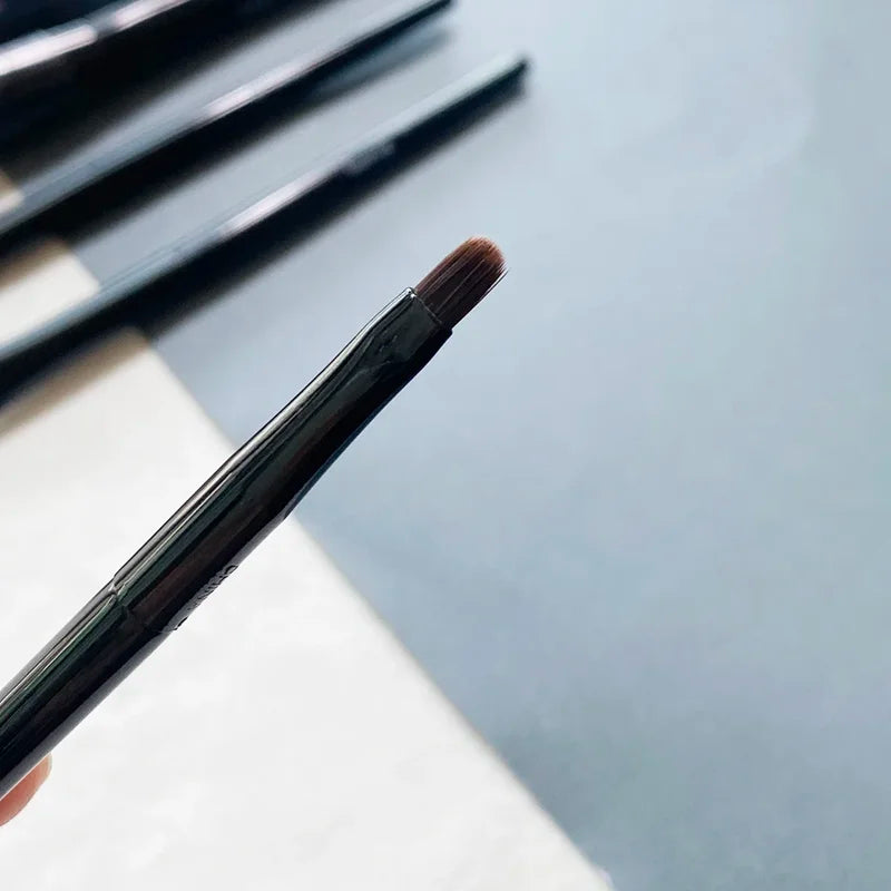 Travel Makeup Brush Set 5pcs - Full Coverage Face & Eye Brushes with Case