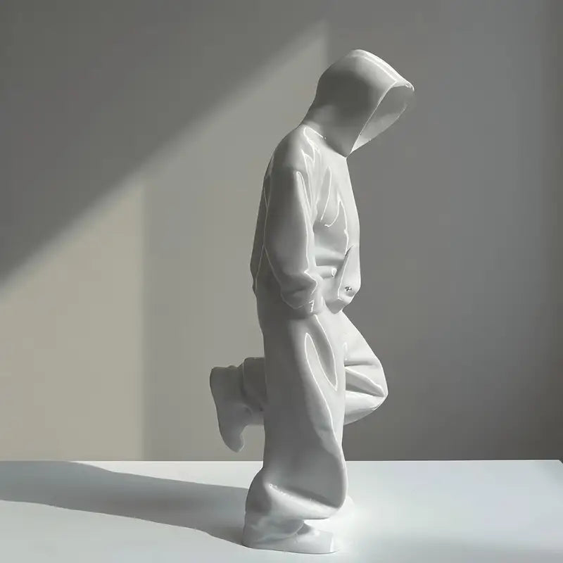 Faceless Thinker Model Set - Black & White Plastic Decor for Desk or Hallway