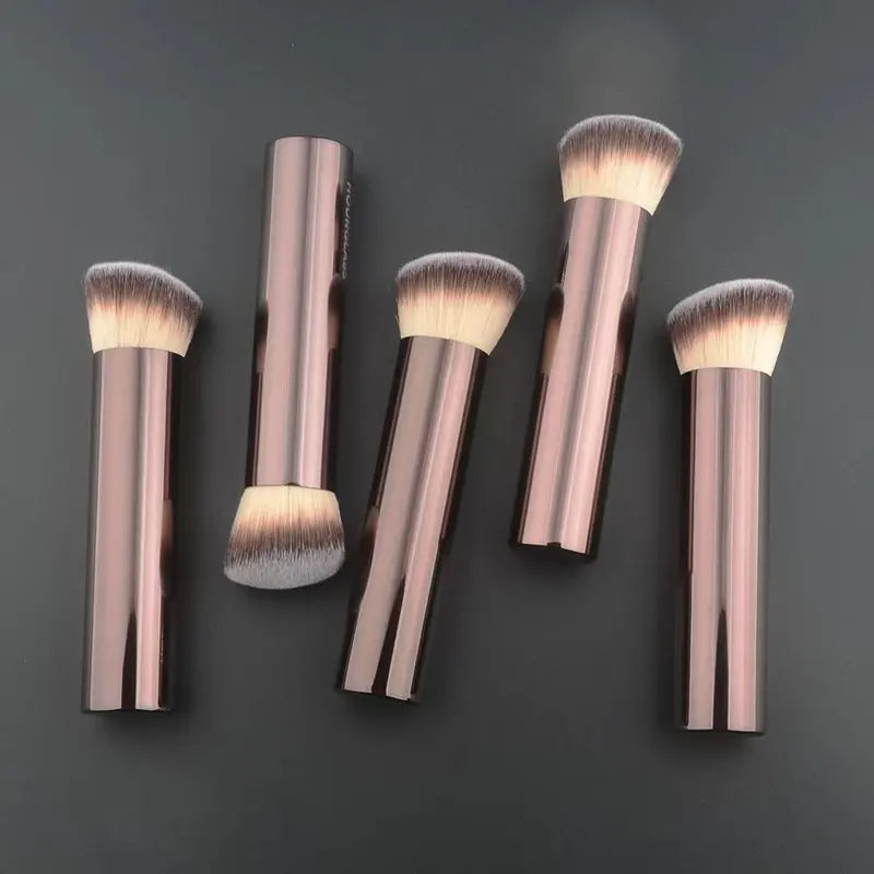 Angled Makeup Brush for Foundation Powder - Metal Handle, High-Quality Cosmetic Tool