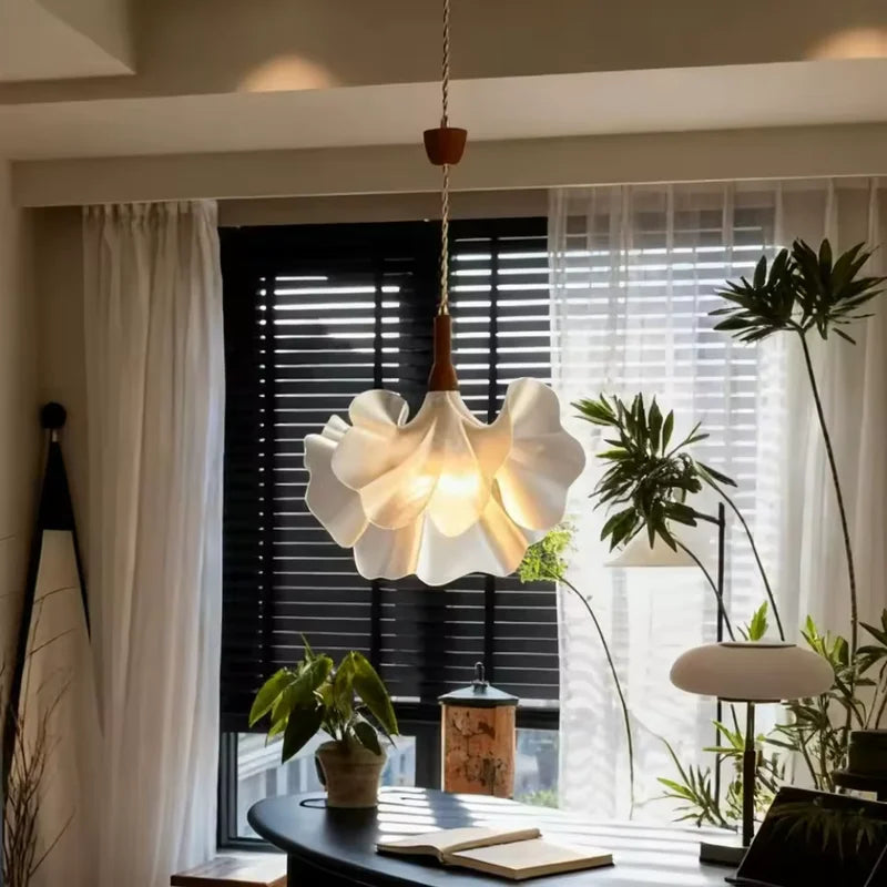 Acrylic Petal Pendant Light Retro Japanese Style Romantic Living Room Fixture