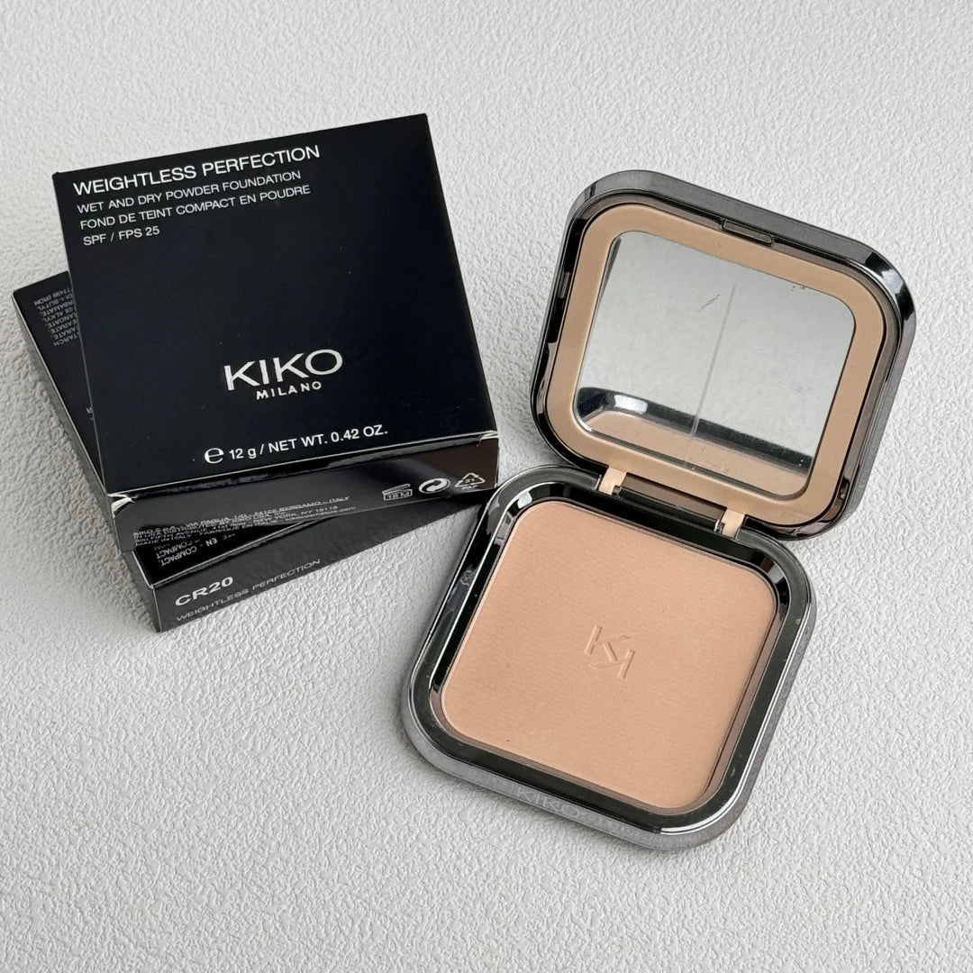 Weightless Perfection Face Powder Foundation with Oil Control & Long-Lasting Matte Finish