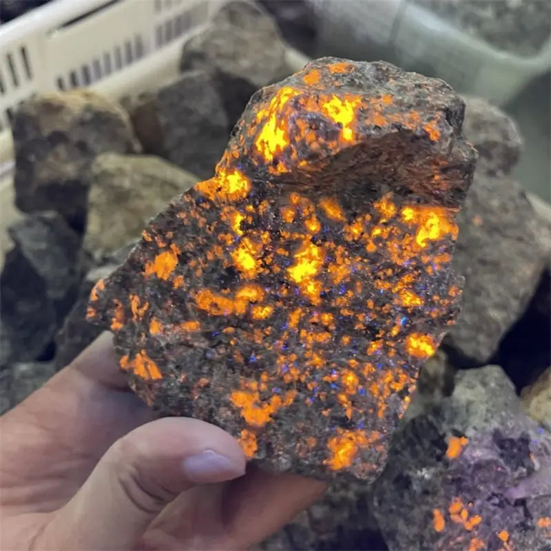 Natural Fluorescent Rock Specimens - Fluorescent Stones for Home Decor & Aquarium
