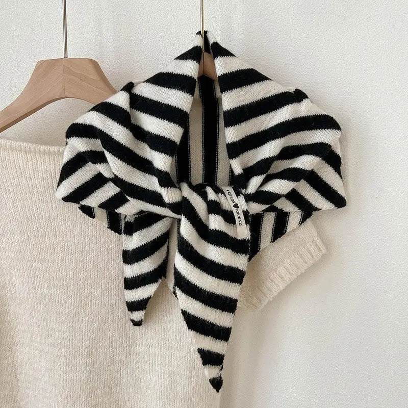 Women’s Wool Blend Triangle Scarf - Versatile Knitted Winter Neck Warmer