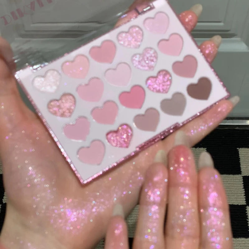 Heart-Shaped 20-Color Eyeshadow Palette - Matte & Shimmer Colors for Creative Makeup