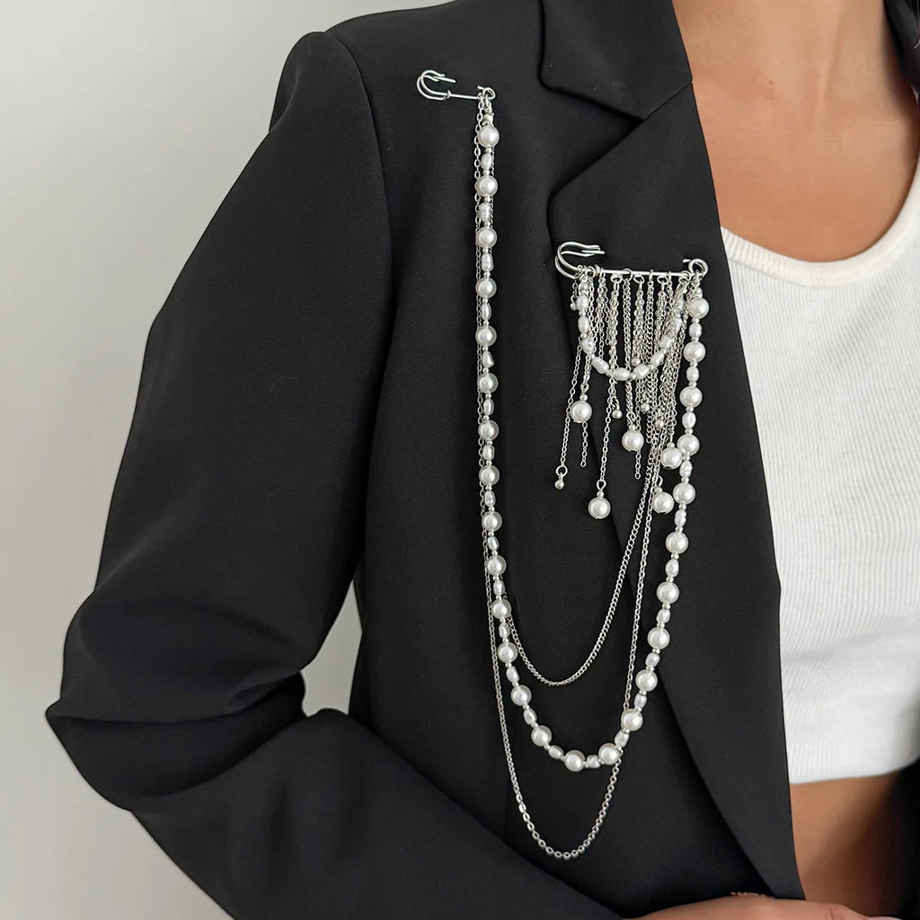Personalized Pearl Brooch with Chain Tassel for Women Fashion Accessory