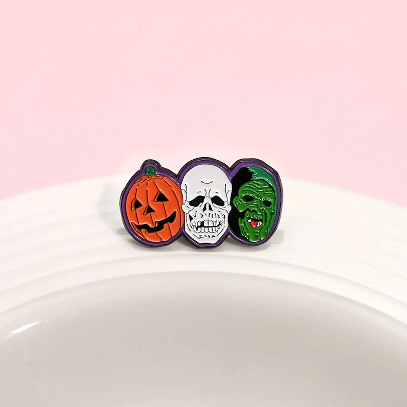 Halloween Skull Brooch Enamel Pin Gothic Punk Jewelry Gift