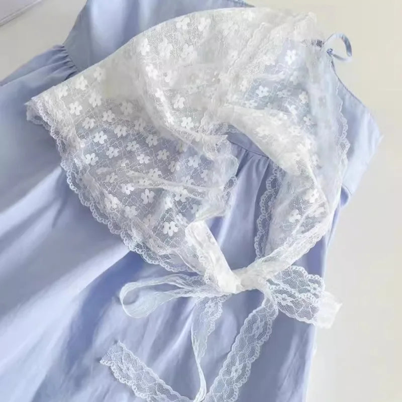 Elegant Lace Flower Triangle Scarf for Women - Breathable White Fashion Accessory