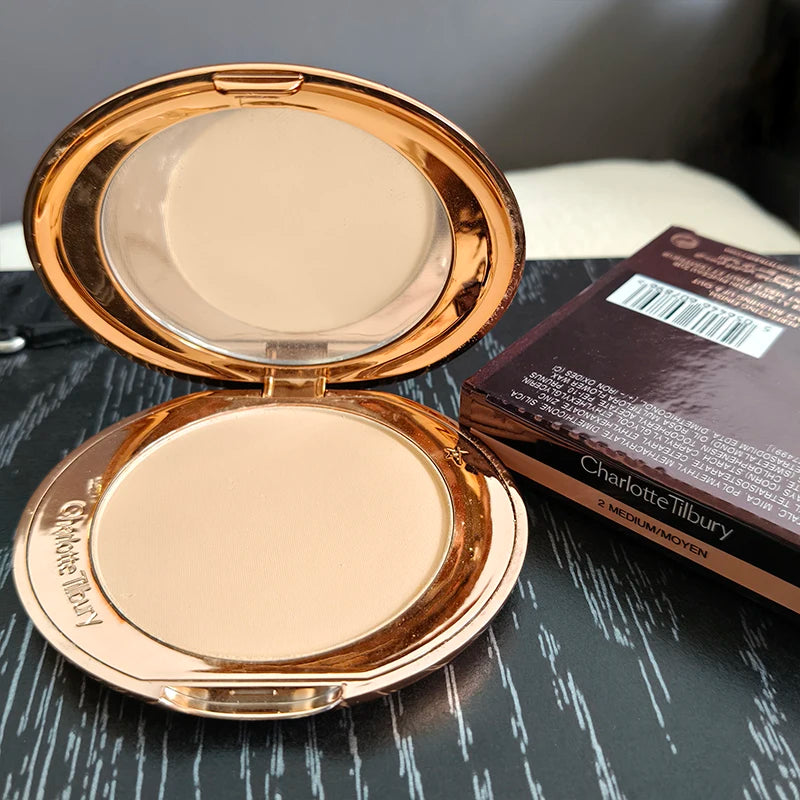 Portable SoftLight Oil Control Liquid Foundation with Micro Light Powder Air Cushion - Natural Makeup