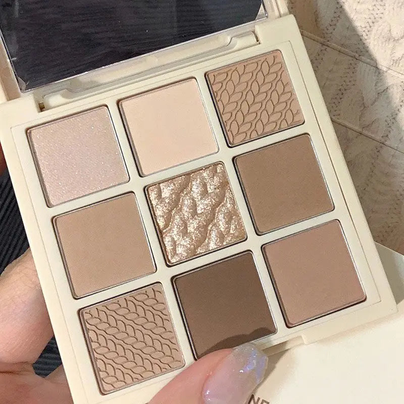 9 Color Eyeshadow Palette - Long-Lasting Shimmer and Matte Earth Tones