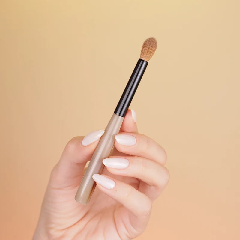 Professional Handmade Makeup Brush with Kolinsky Hair - Eye Shadow Brush