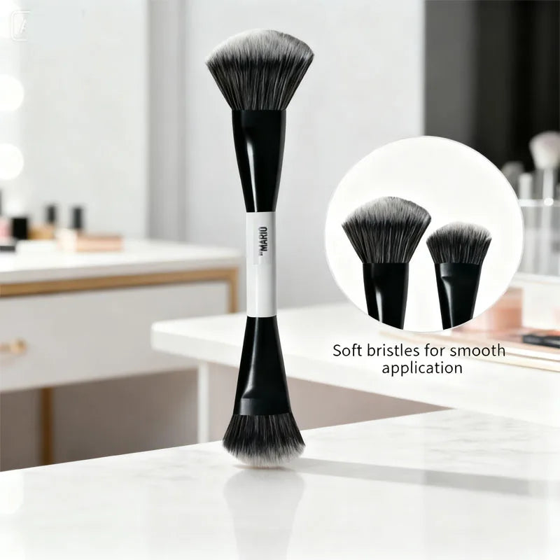 Soft Fiber Makeup Brush for Highlight Blush & Ambient Glow - Cosmetic Tool