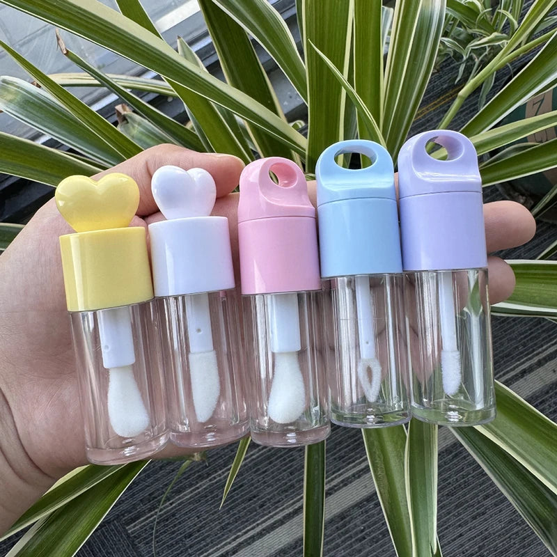 Wholesale Heart-Shaped Lip Gloss Tubes with Custom Logo - Multiple Colors, Portable Makeup Packaging