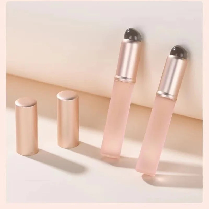 Silicone Nail Art Brush for Manicure and Pigment Application - Reusable