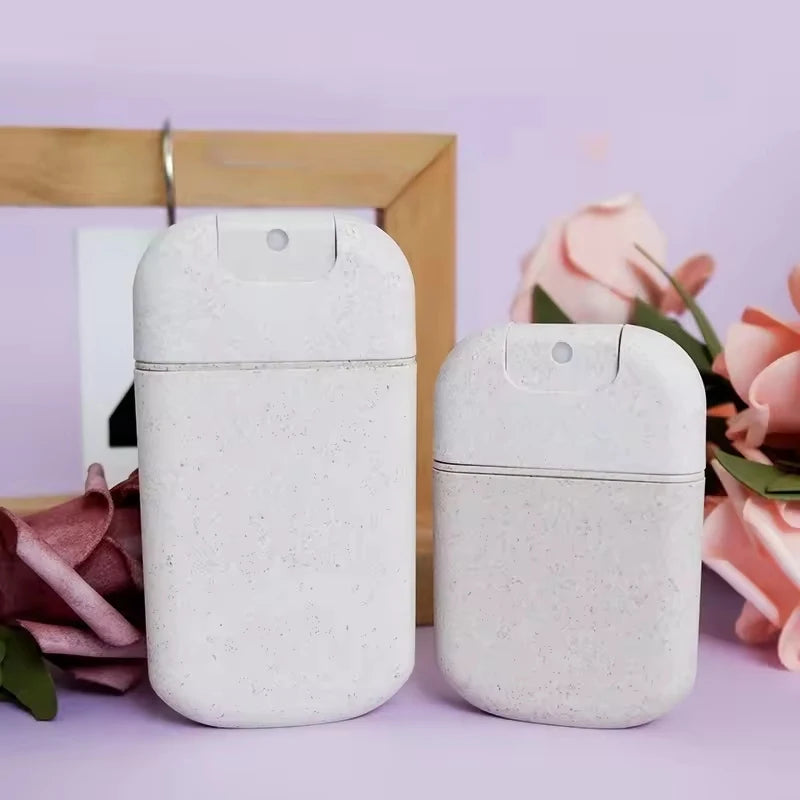 Card Shaped Portable Refillable Spray Bottle with Fine Mist for Travel and Cosmetics