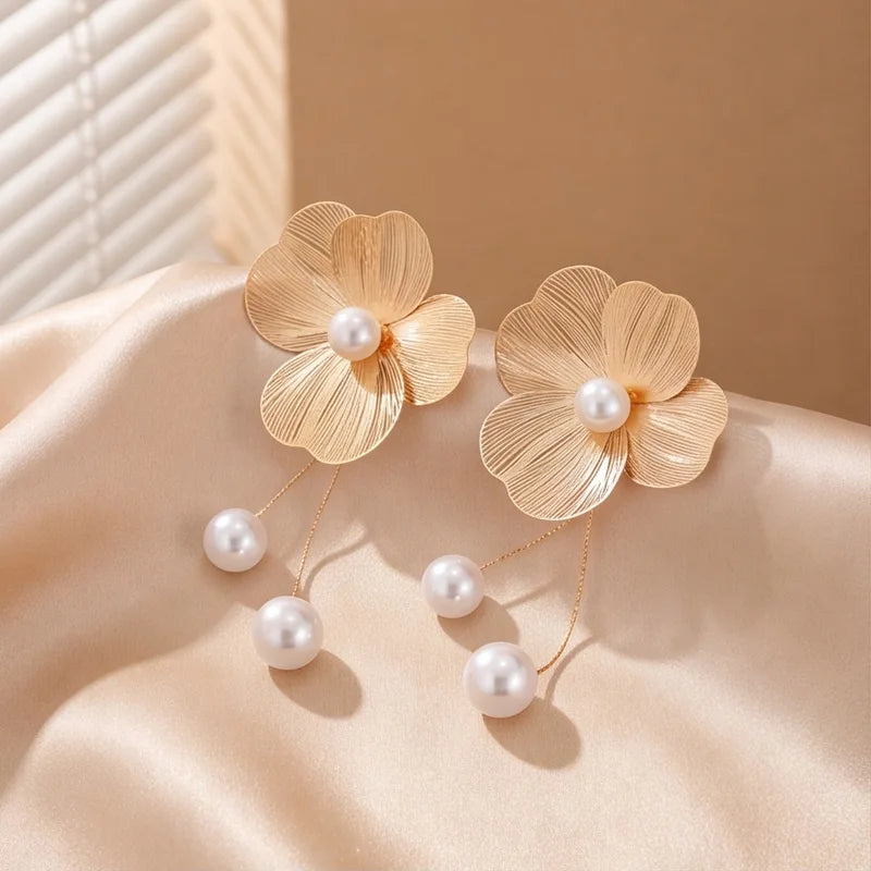 Romantic Flower Petal Tassel Drop Earrings for Women with Imitation Pearl Hanging Jewelry Gift