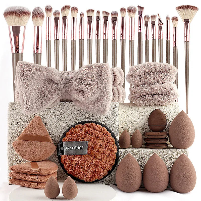 40-Piece Makeup Kit with Brush Organizer and Travel Cosmetic Bag for Women and Girls