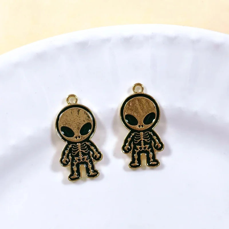 Halloween Skeleton Crow Duck Cat Alien Charms 10pcs Jewelry Pendants for Earrings & Crafts
