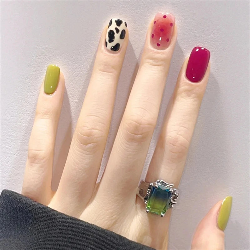 24Pcs Short Coffin Fake Nails with Glue Ink & Halo Dyeing Pattern - Press On Art Tips