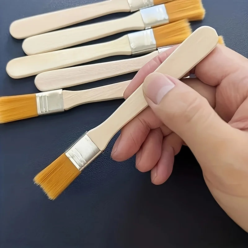 10Pcs Wooden Handle Nylon Bristle Paint Brushes for Oil Painting & Cleaning
