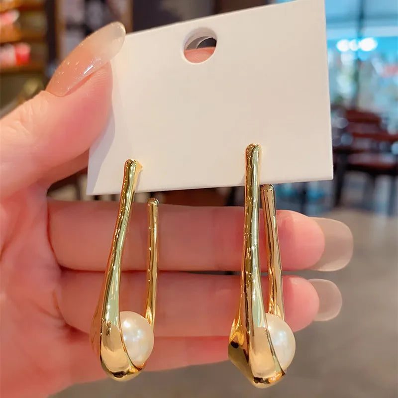Luxury Gold Drop Earrings with Shell Pearl Hollow Design for Women - Party & Engagement Jewelry