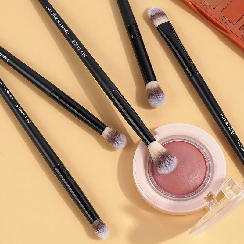 5-Piece Eye Makeup Brush Set for Eyeshadow & Contouring - Synthetic Hair
