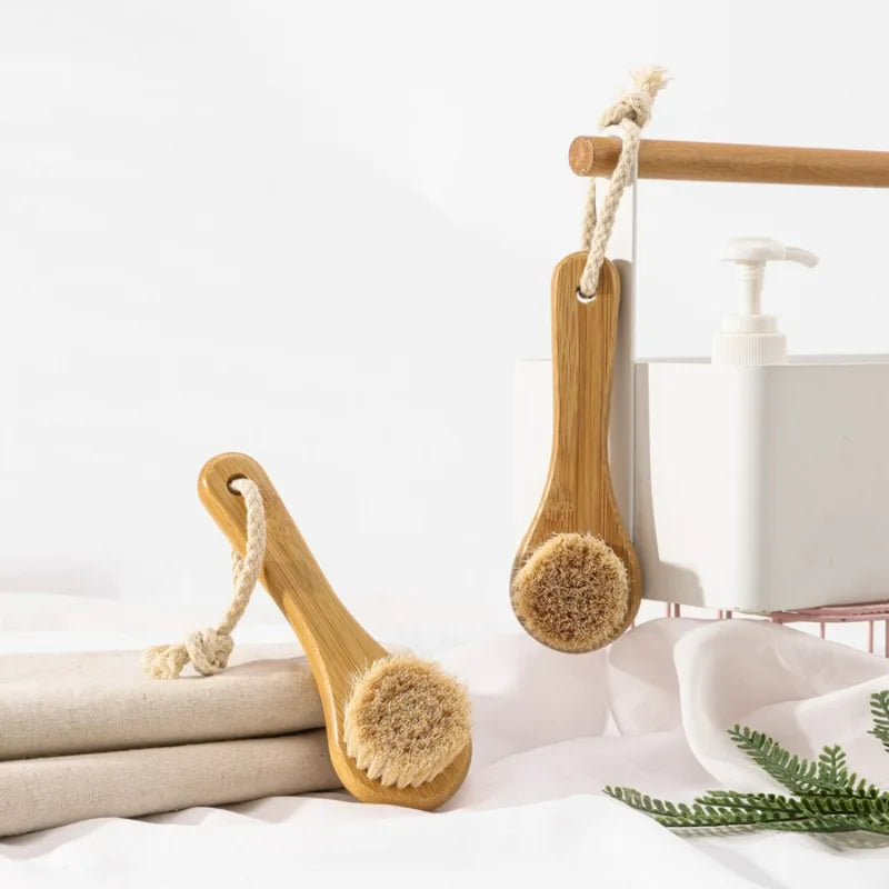 Wooden Facial Cleansing Brush for Exfoliating and Pore Cleaning