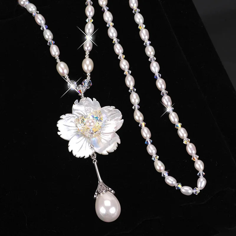 Vintage Lady Camellia Pearl Flower Necklace Double Layer Elegant Jewelry for Women