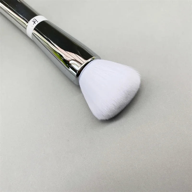 Luxury Skin-Smoothing Makeup Brush with Collagen Infused Hair - Pro-Quality Face Tool