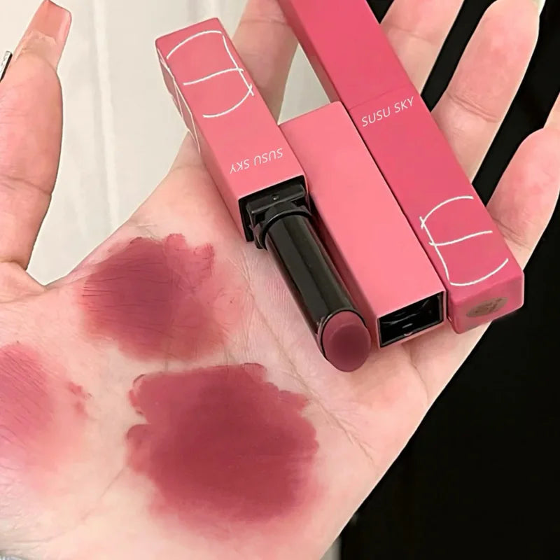 Waterproof Matte Lip Gloss & Lipstick Set - Nude Red & Sexy Tints