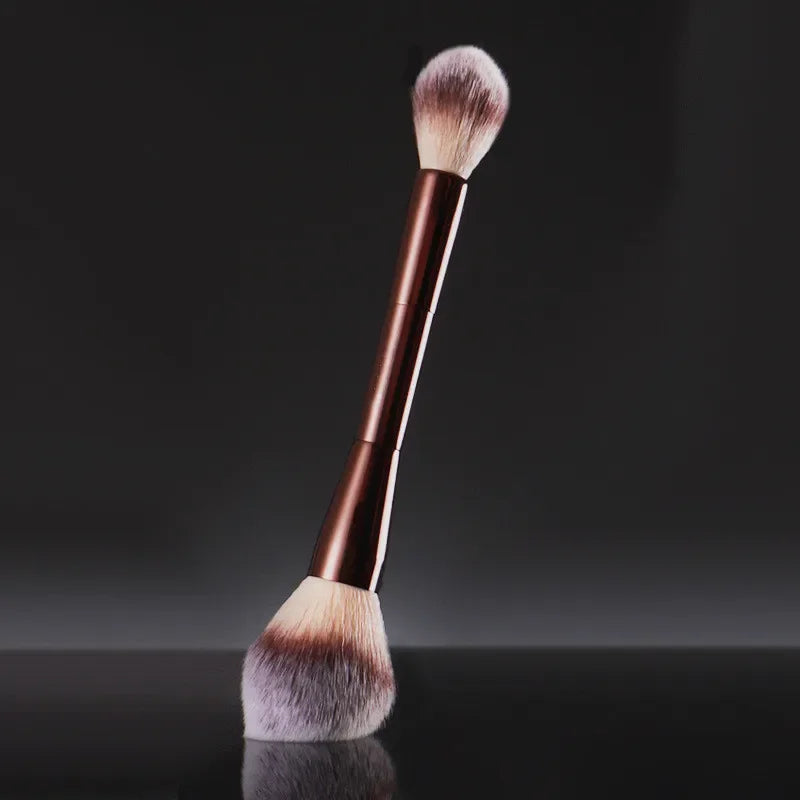 Double-Ended Powder Brush for Setting & Highlighting - Soft Synthetic Bristles