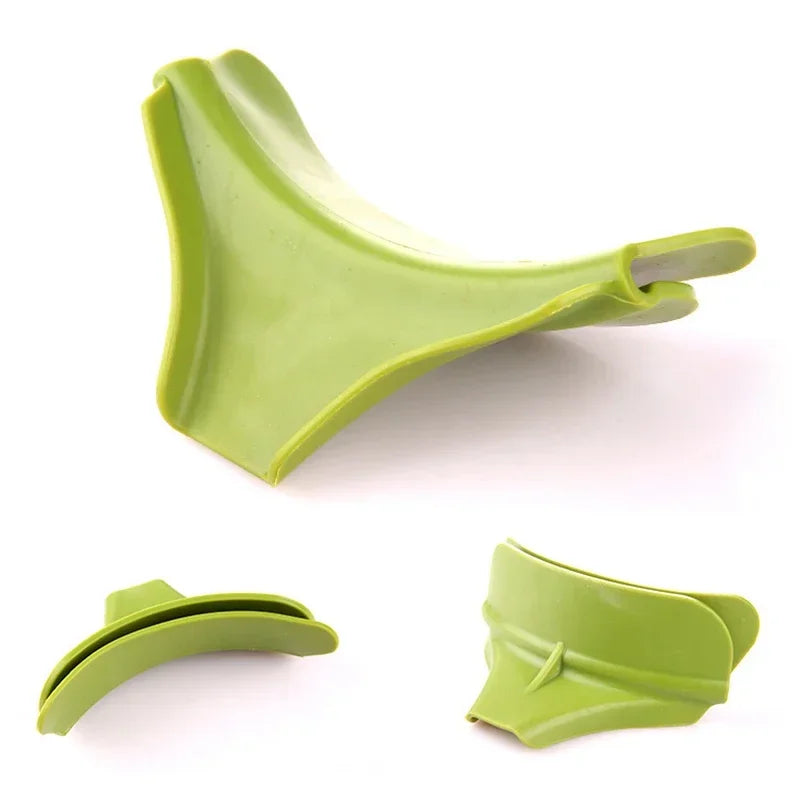 Kitchen Funnel with Anti-Splash Edge and Liquid Streamer Spout – Food-Grade Silicone, Reusable Pouring Tool