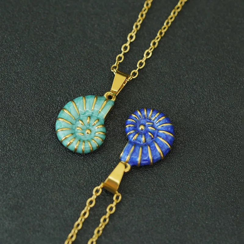 Ocean Conch Shell Pendant Necklace for Women - Stainless Steel Dripping Oil Collar Jewelry, 50cm
