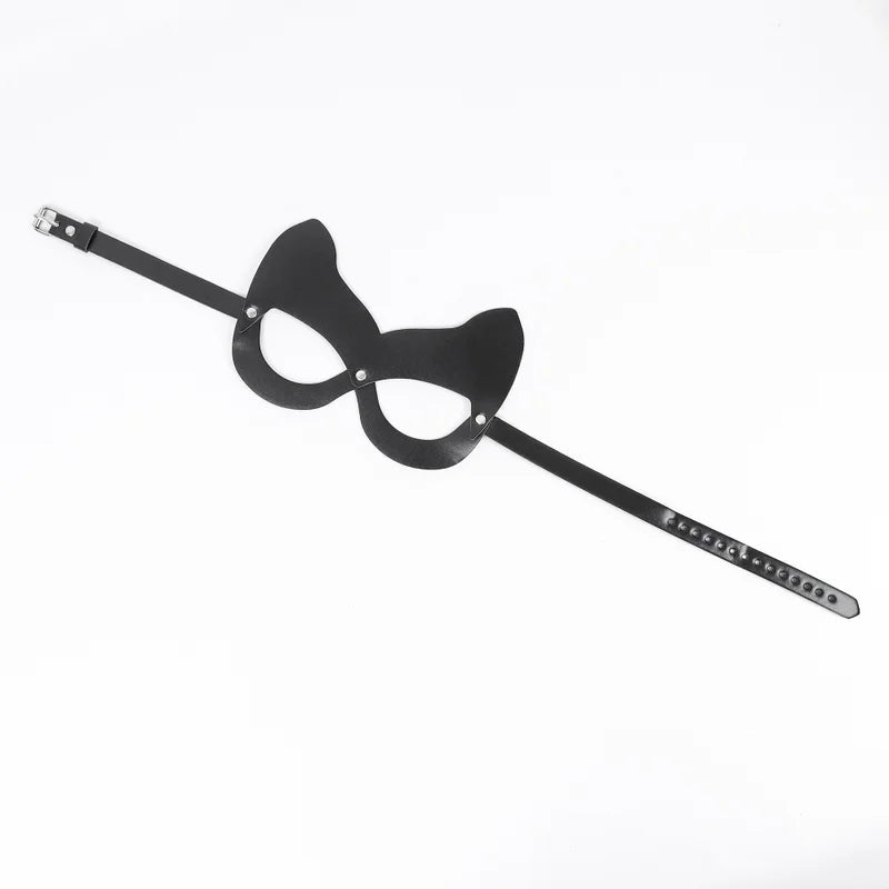 Edgy Cat Girl Rivet PU Half Face Mask for Halloween Cosplay Party
