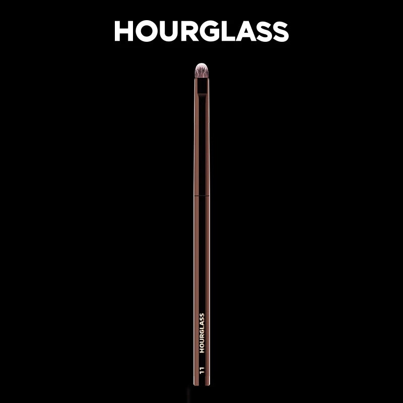 Eye Makeup Brush No.11 Eyetail Smudge Brush - Soft Skin-Friendly Fiber Hair