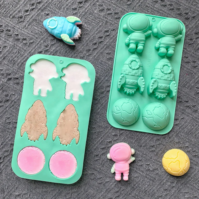 6-Cavity Astronaut Rocket Earth Silicone Cake Mold for DIY Chocolate Mousse Dessert Baking
