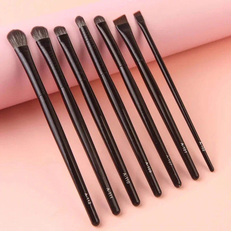 Professional Makeup Brush Set with Eye Shadow, Powder, Foundation & Blush Tools