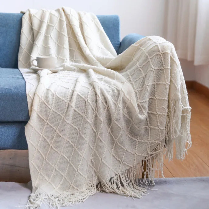 Knitted Throw Blanket Cozy Soft Warm Wool-Feel with Tassels for Couch & Home