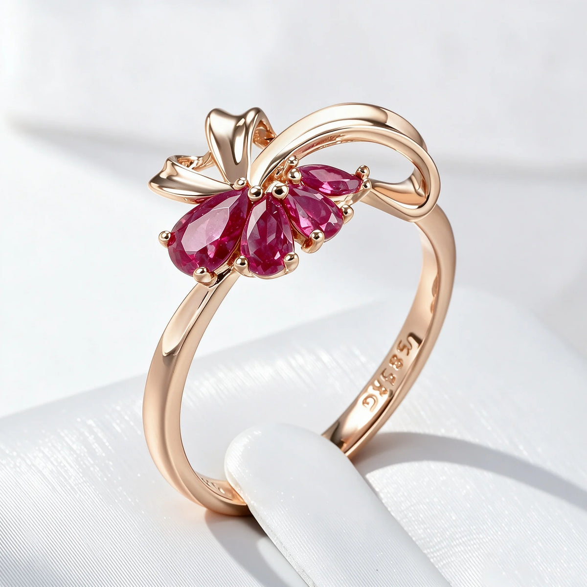 Elegant Flower-Shaped Zircon Ring for Women - Rose Gold Wedding & Party Jewelry