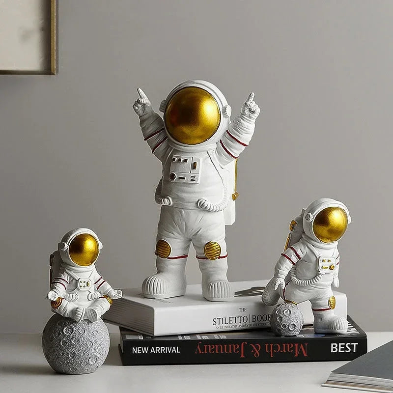 3-Piece Astronaut Desktop Decoration Set - Cute Model Little Astronauts for Car & Home