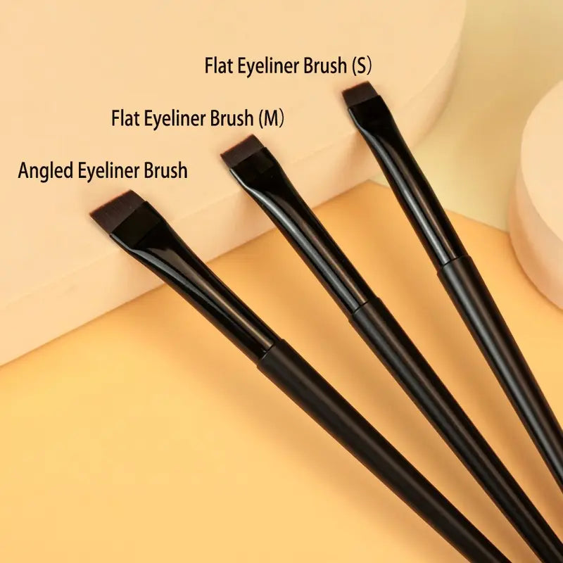 Angled Eyeliner & Brow Makeup Brush - Fine Flat Eye & Eyebrow Tool