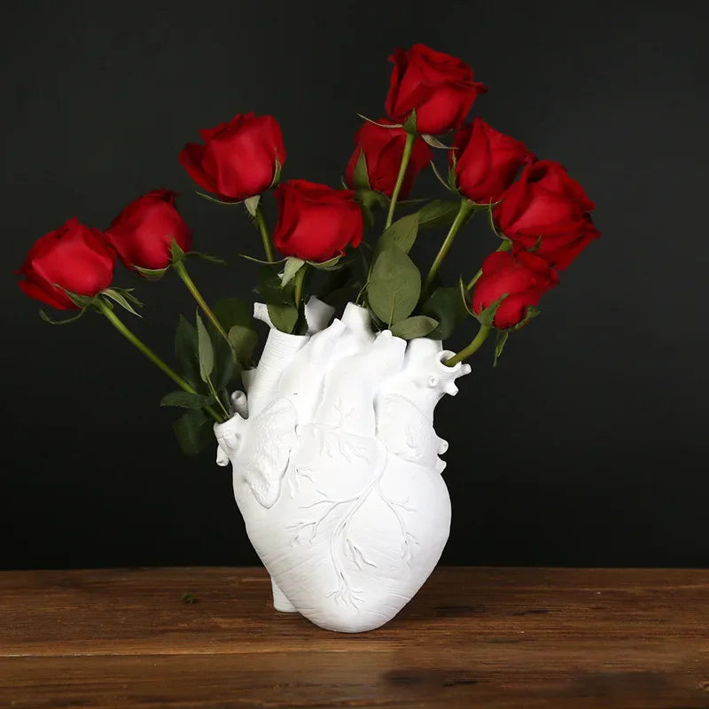 Heart-Shaped Vase for Flowers Home Decor Resin Ornament Desktop Accessories