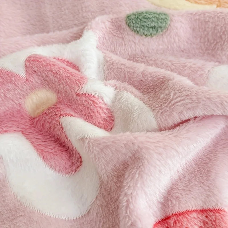 All-Season Flannel Throw Blanket with Pink Strawberry Flower Design - Soft & Washable