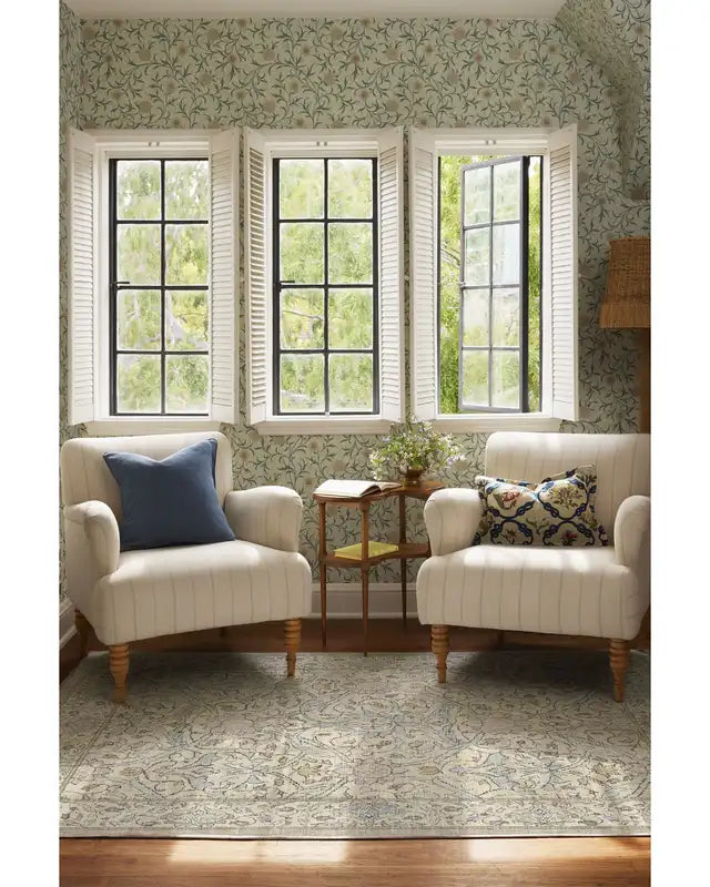 Vintage Floral Area Rug - Farmhouse Style Tufted Carpet for Living Room & Bedroom