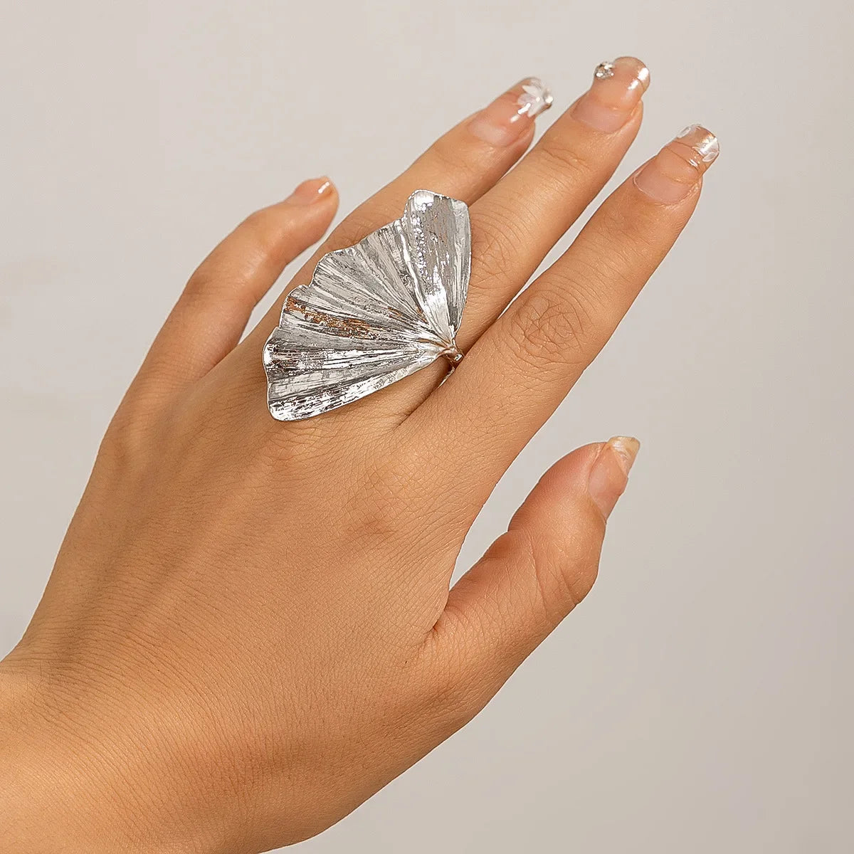 Ginkgo Leaf Ring for Women and Men - Metal Fan-Shaped Finger Jewelry