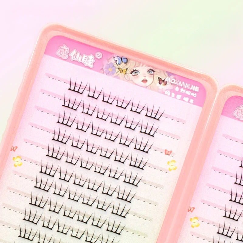 False Eyelashes Flake Book Natural Wispy Style for Glamorous Eyes - Korean Look