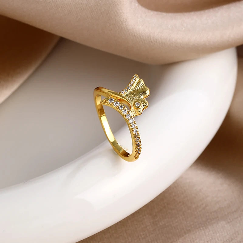 Elegant Sterling Silver Heart-Shaped Crown Ring - Gold Series Jewelry Gift