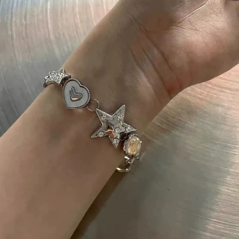 Vintage Punk Metal Love Heart Star Flower Bracelet for Women - Exquisite Jewelry Gift
