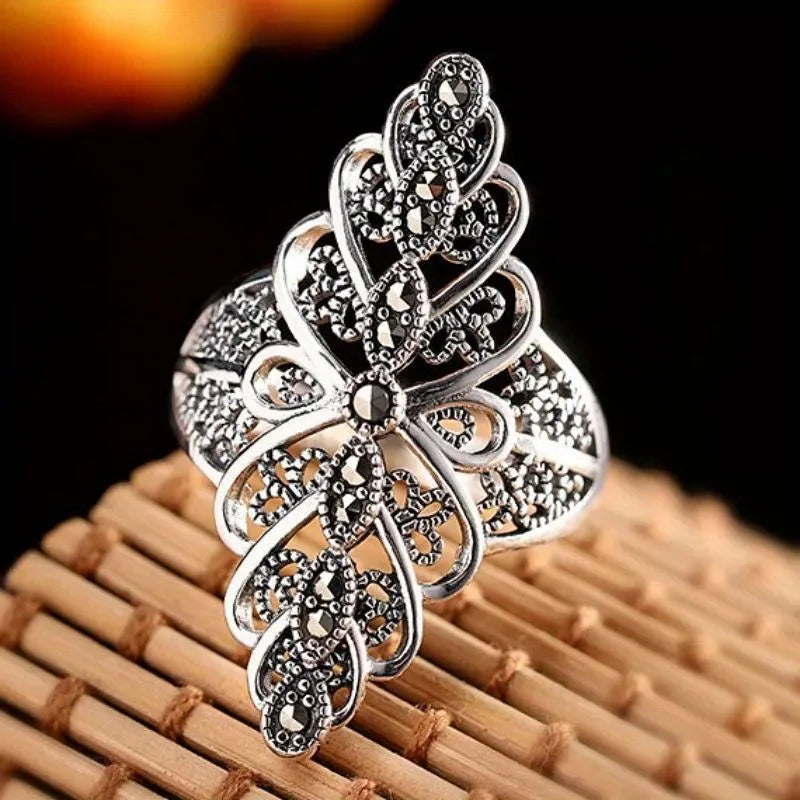 Retro Fashionable Hollow Petal Ring for Women Adjustable Jewelry