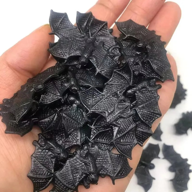 50pcs Plastic Luminous Fake Bats Halloween Decor Haunted House Props DIY Party Favors