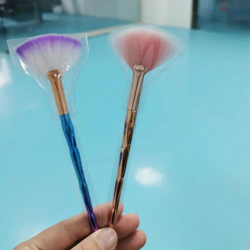 5-Piece Facial Makeup Brush Set with Wooden Handles and Soft Fiber for Glycolic Peel Masks